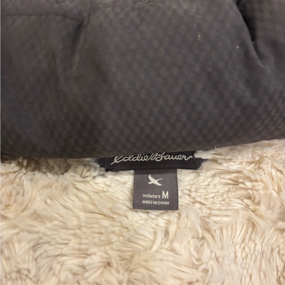 Eddie Bauer Women's Puffer Coat with Faux Fur Hood - Picture 5 of 5